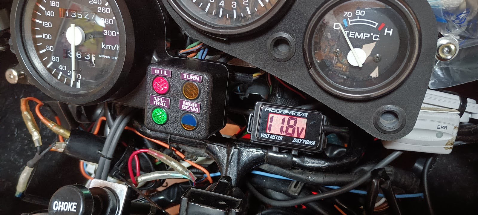 ヒューズボックス