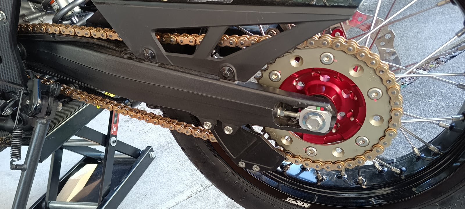 CRFチェーン交換